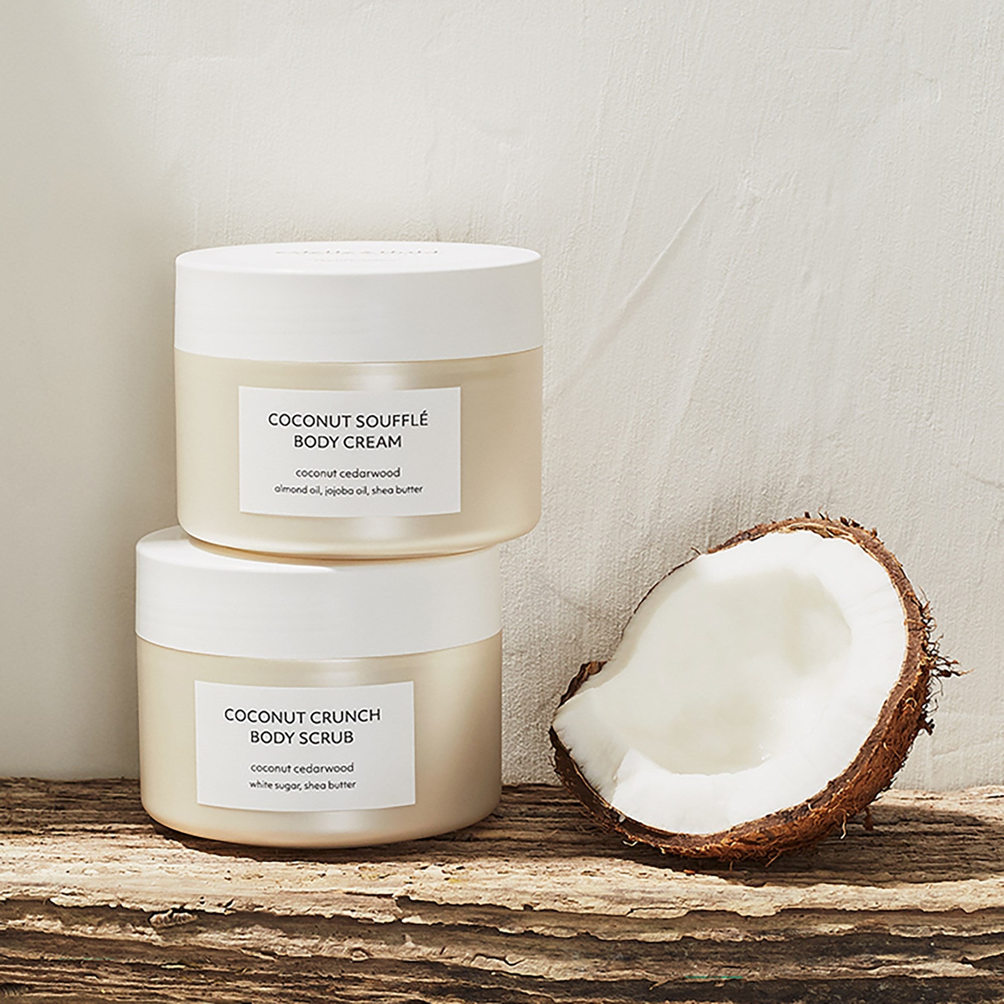 Coconut Crunch
Body Scrub* 200 ml
